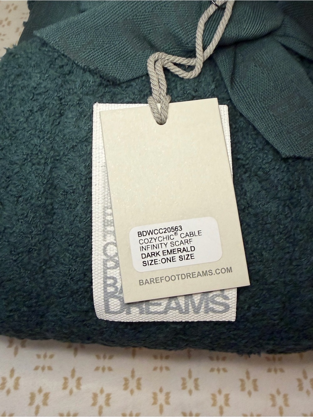 Barefoot Dreams CozyChic Cable Infinity Scarf- Emerald - Picture 2 of 2